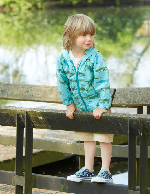 Moda infantil Hatley ropa de lluvia, botas de agua, chubasqueros y paraguas6