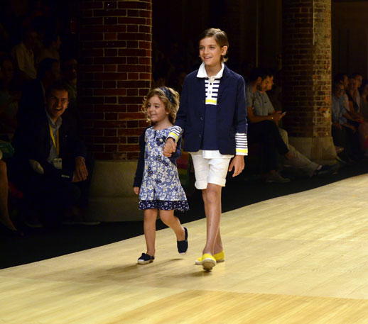 Desfile de Bóboli moda infantil en la 080 Barcelona Fashion pasarela de moda verano 2015-9