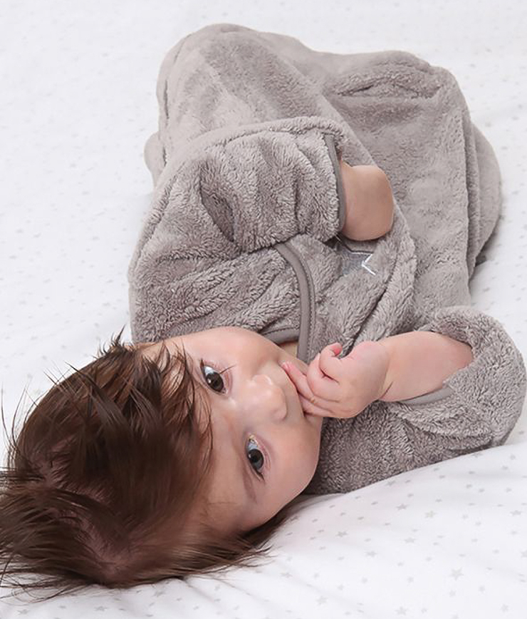 puericultura-articulos-para-bebe-bebe-llo-sorteo-de-un-pijama-manta-de-babyboum-3
