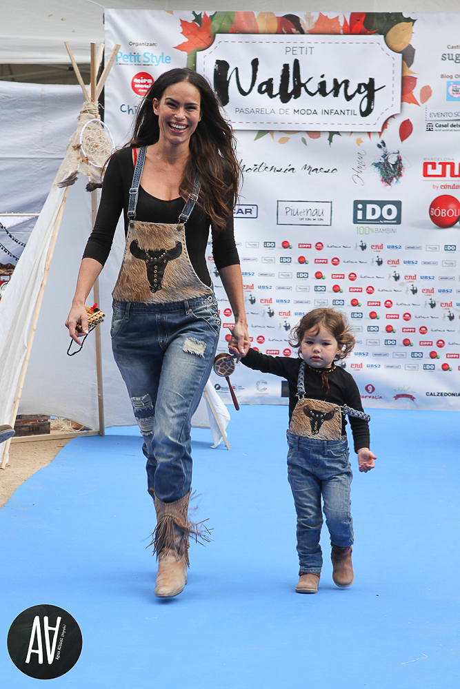 Mireia-Canalda-Hanua-Spirit-Petit-Style-Walking-2015-Agus-Albiol-para-Blogmodabebe