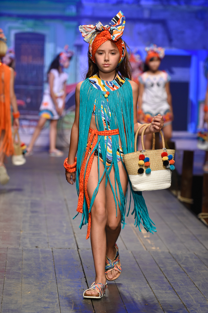 tuctuc-desfile-de-children-fashion-from-spain-en-pitti-bimbo-SS19-Blogmodabebe-9