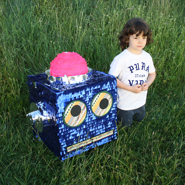 mas-que-pinatas-las-pinatas-mas-bonitas-para-fiestas-9